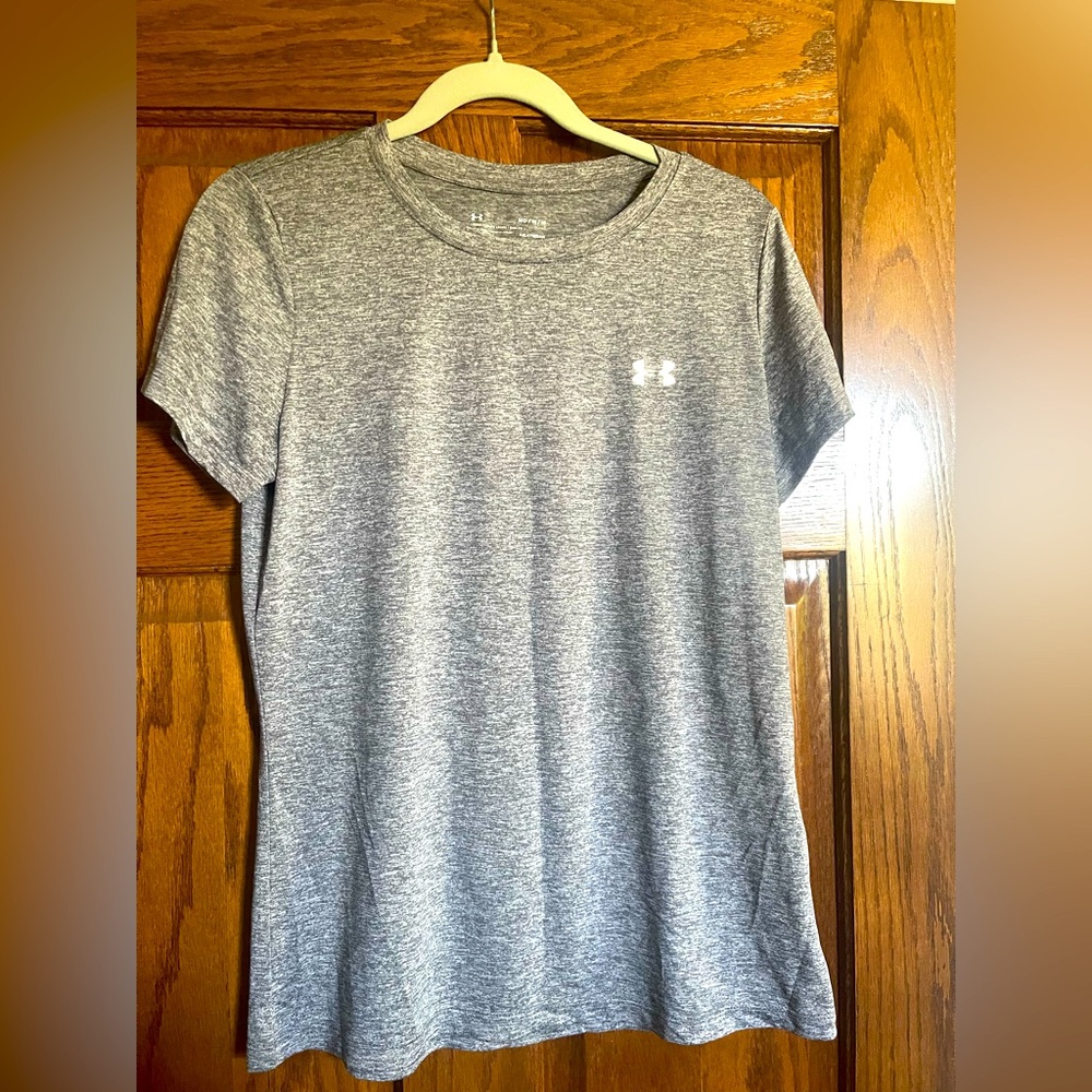 Womens under Armour active tee